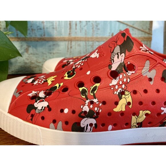 Minnie Mouse Shoes Womens 8 Red Native Jefferson Slip On Disney Allover Sneakers - Picture 6 of 9